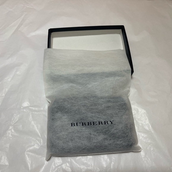 Burberry Wallet - Picture 7 of 14